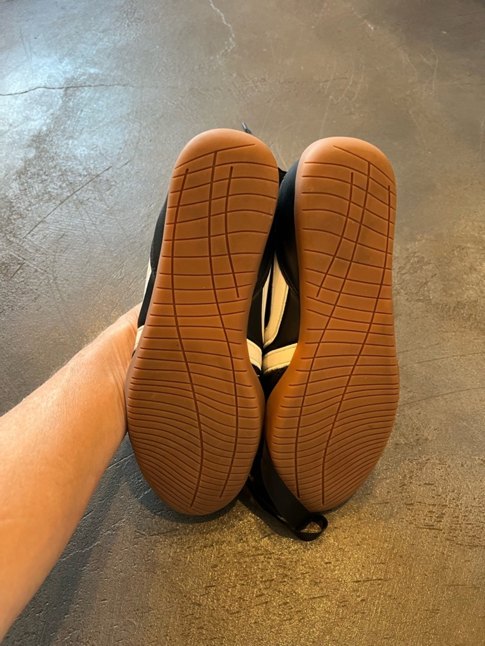 Steve Madden Black Quilted Ribbon Tie Ballet Flats - Picture 4 of 4